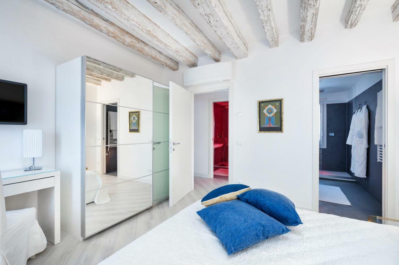 Appartement Heaven Biennale, The Elegant