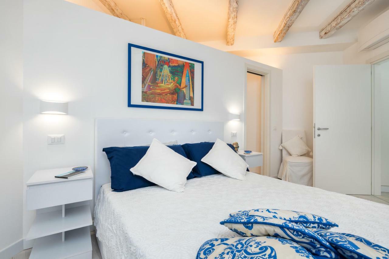 Heaven Biennale, The Elegant Appartement *